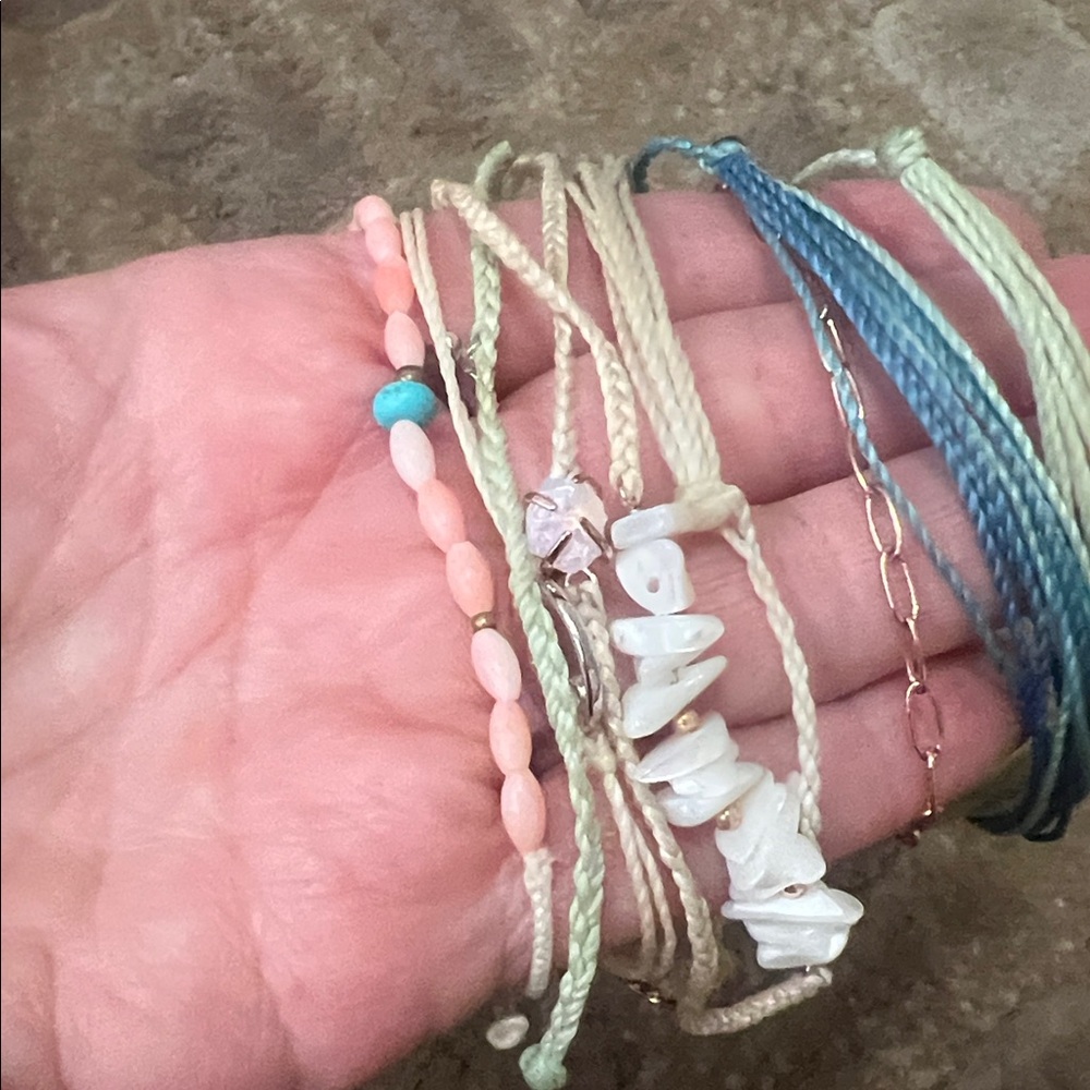 Pure Vida String Bracelets Set - Picture 7 of 7